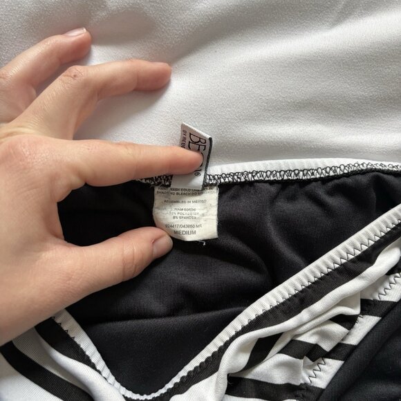 Becca Womens Size Medium String Bikini Bottom Black White Striped Swimsuit Beach - Picture 6 of 6